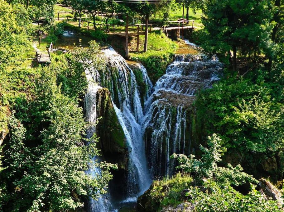 Brocanac Ra House Plitvice Lakes מראה חיצוני תמונה