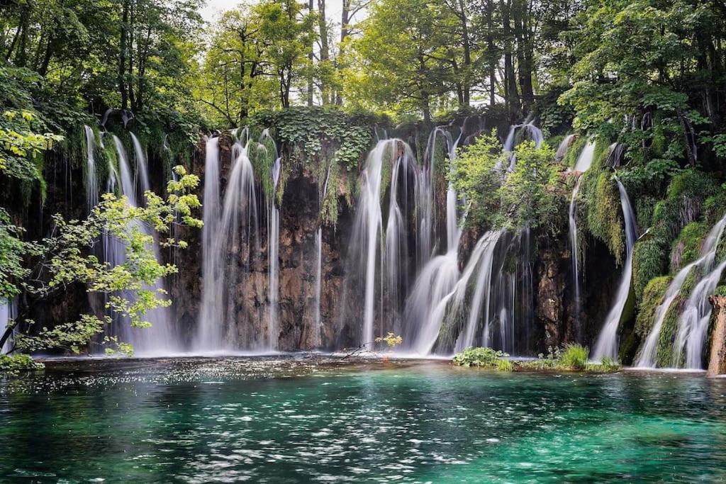 Brocanac Ra House Plitvice Lakes מראה חיצוני תמונה
